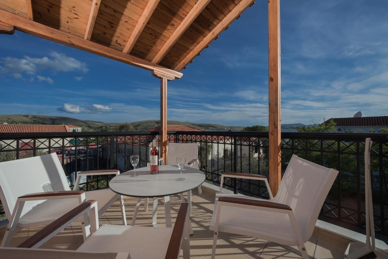 Live In Lemnos Apartments Moudhros ภายนอก รูปภาพ